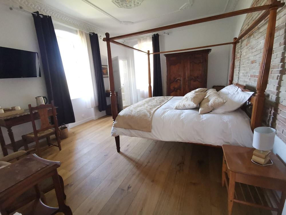 Chateau de Saint-Genix