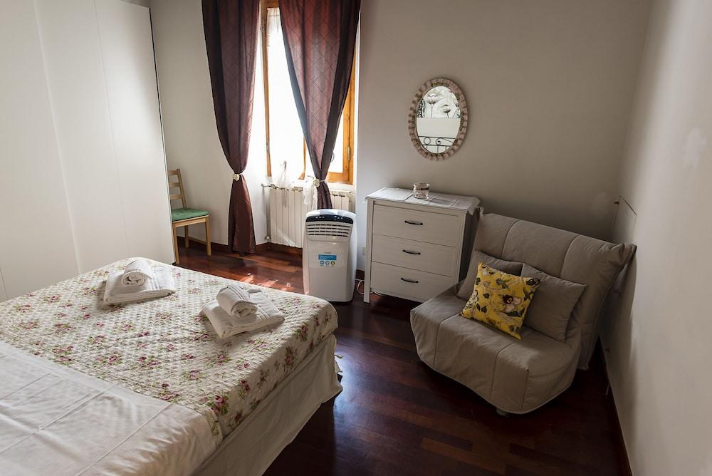 Borgo Pinti Apartment