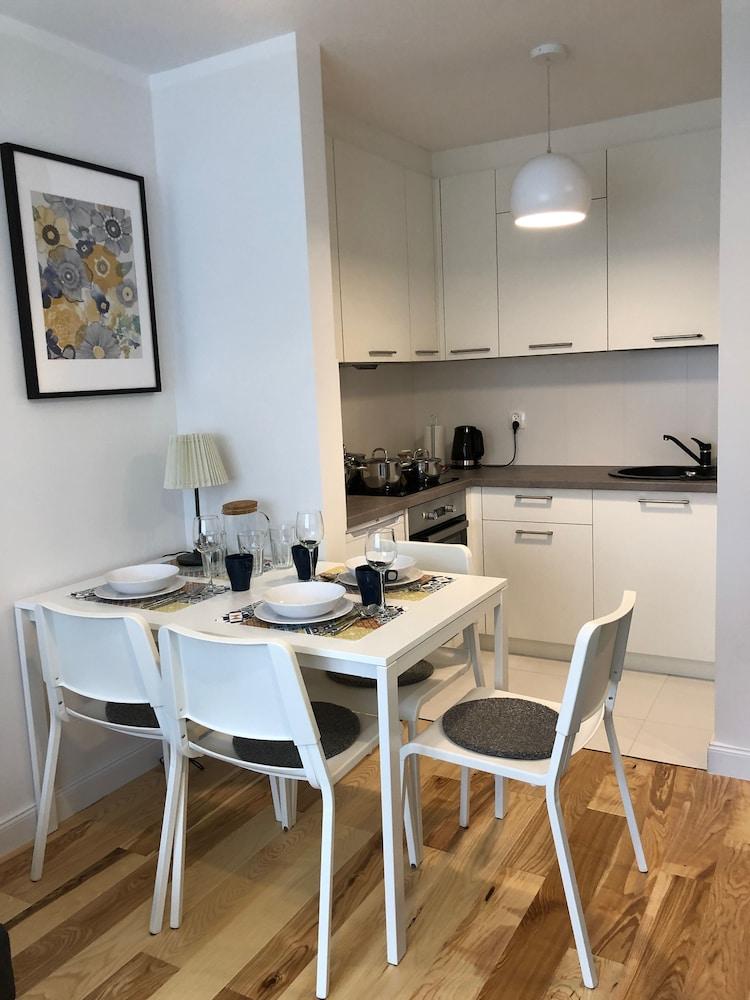 Central Rental - Apartament Przytulny