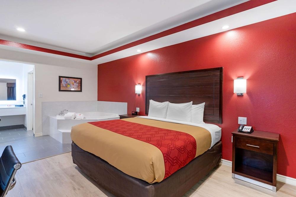 Econo Lodge Houston Northwest - Cypress