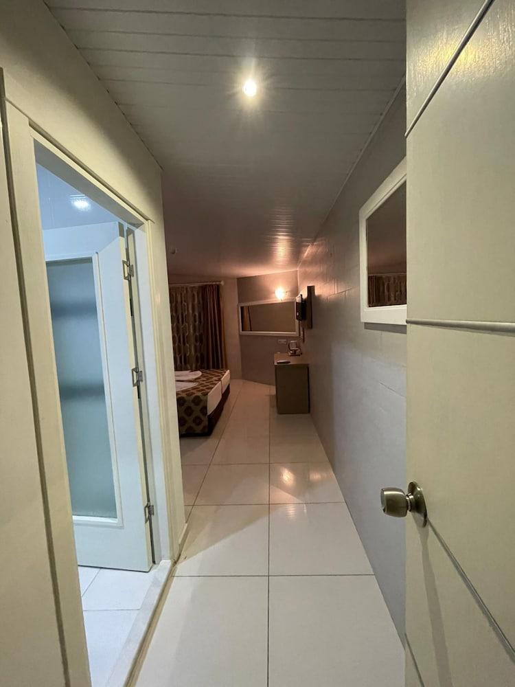 Cleopatra City Hotel