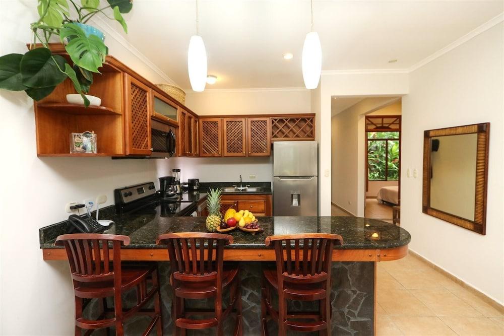 Charming Garden View Apt in Exclusive Community