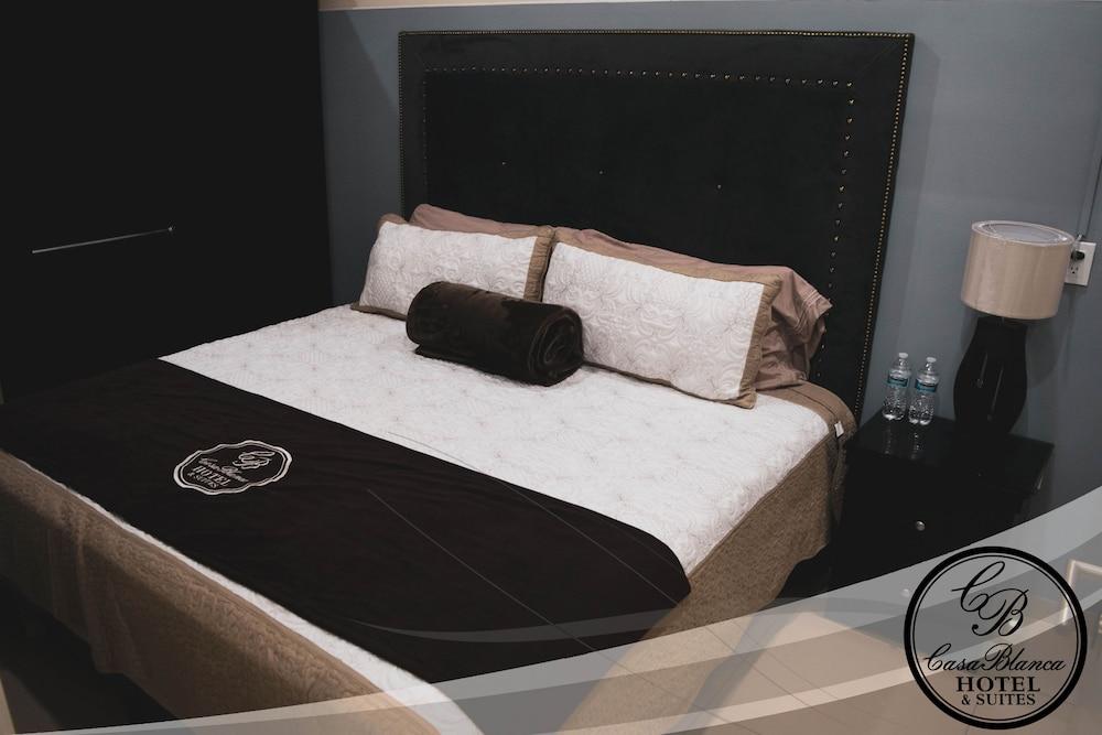 Hotel Casa Blanca & Suites