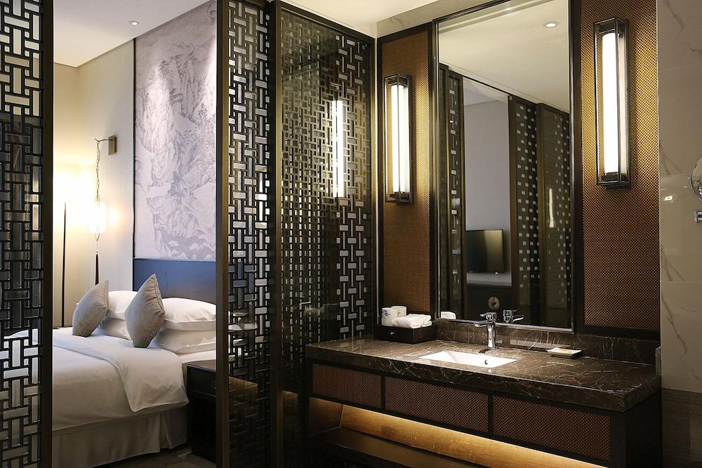 San Po Hotel (Pushang Branch)