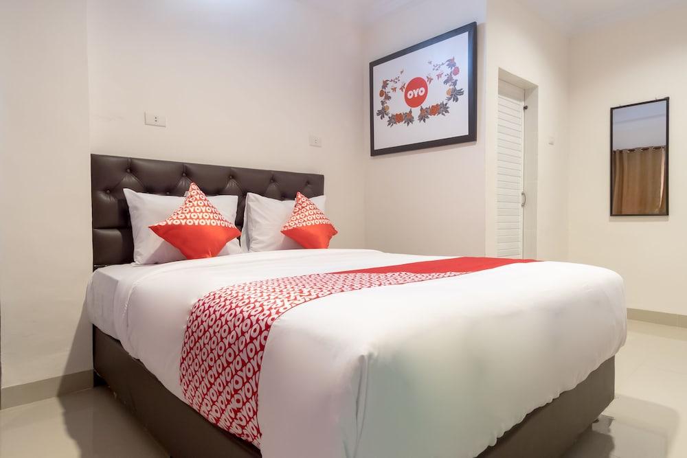 Super OYO 621 Vania Residence