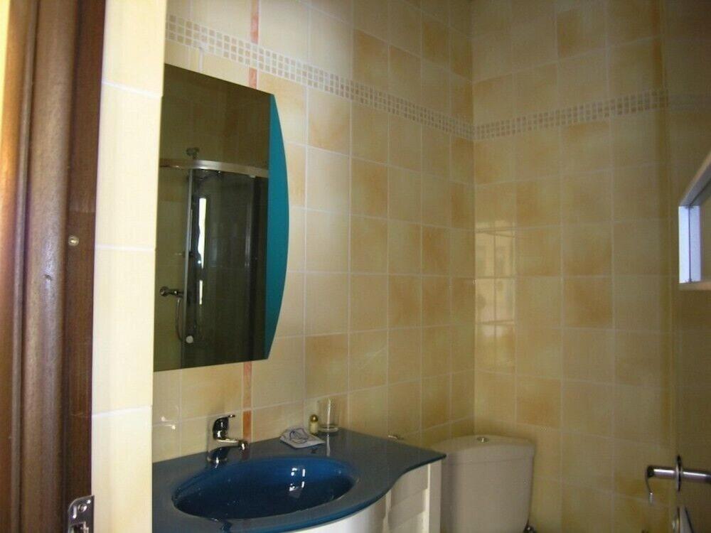 Senator's Park Hotel