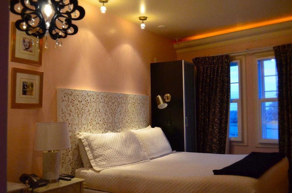 Hotel 1110 - Adults Only