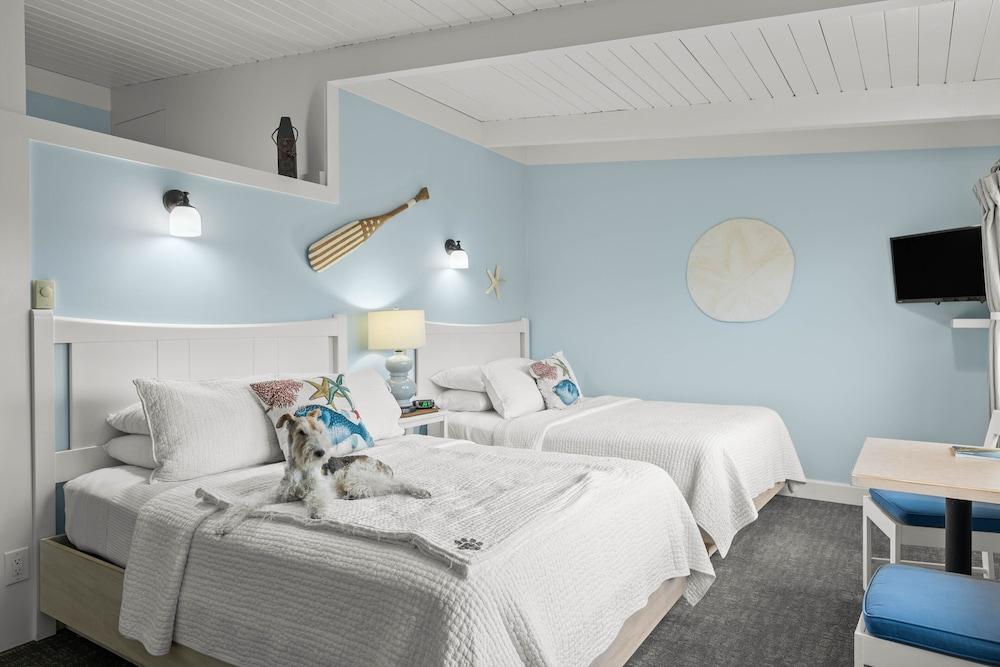 Harborview Inn & RV Park