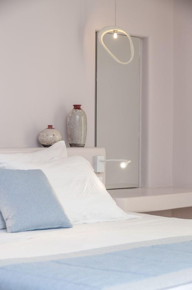 Antony Suites - Adults Only