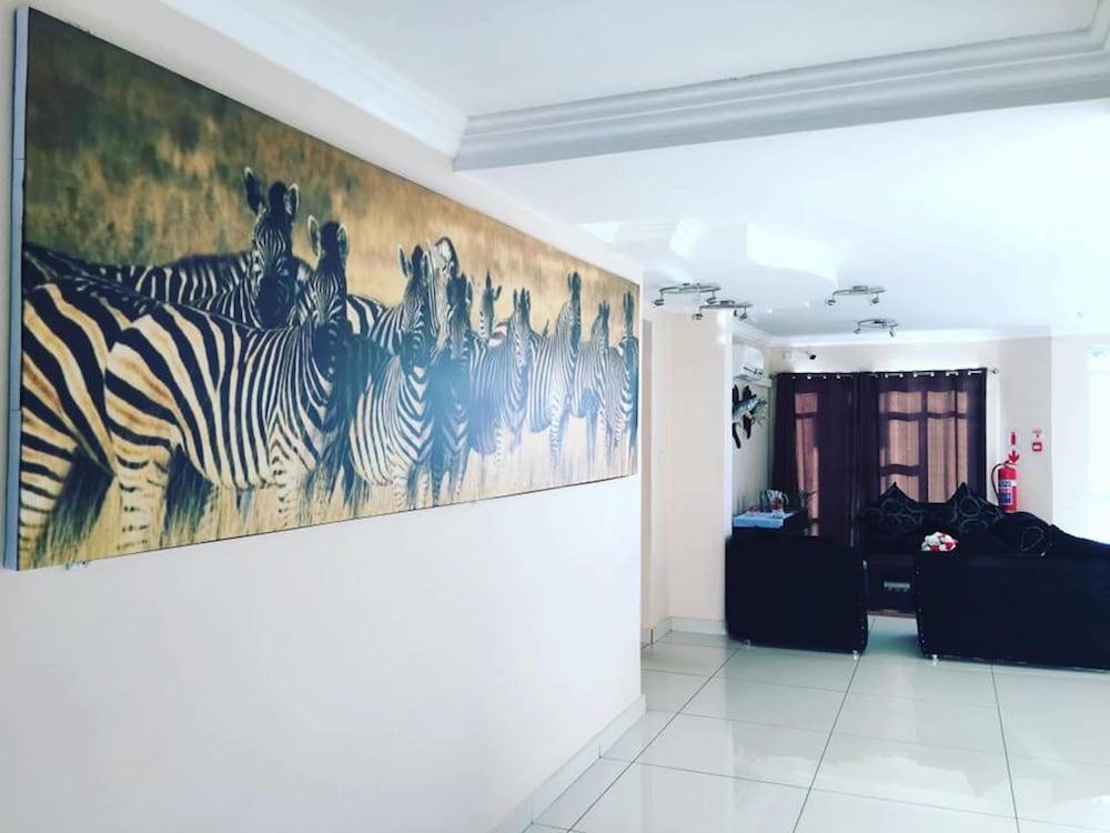 Adansonia Hotel Maun