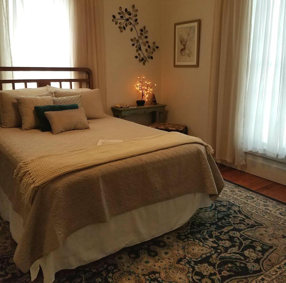 The Carriage House B&B