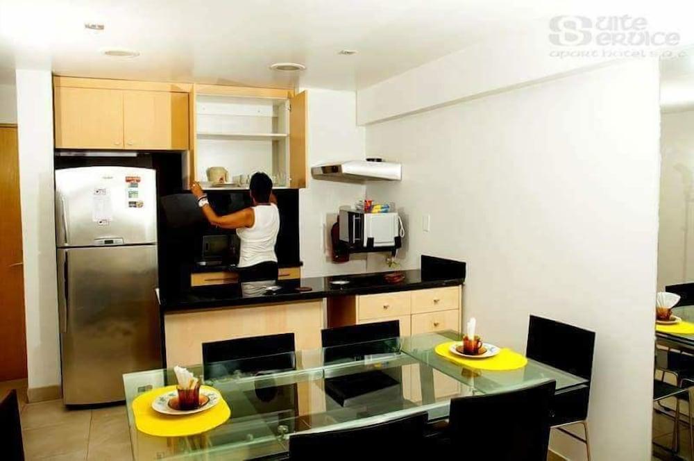 Suite Service Apart Hotel