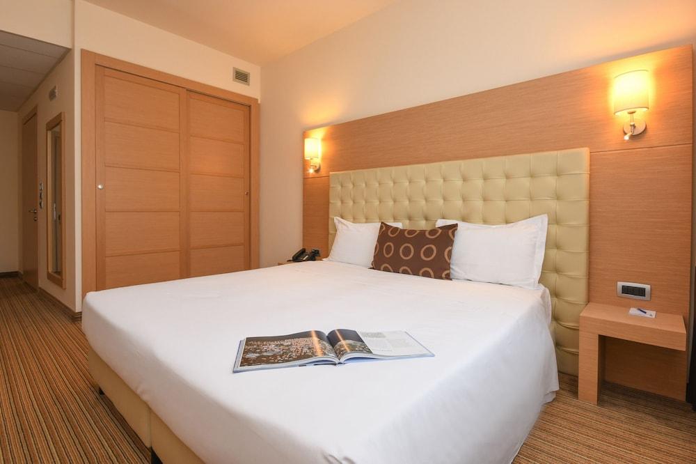 TH Lazise - Hotel Parchi del Garda