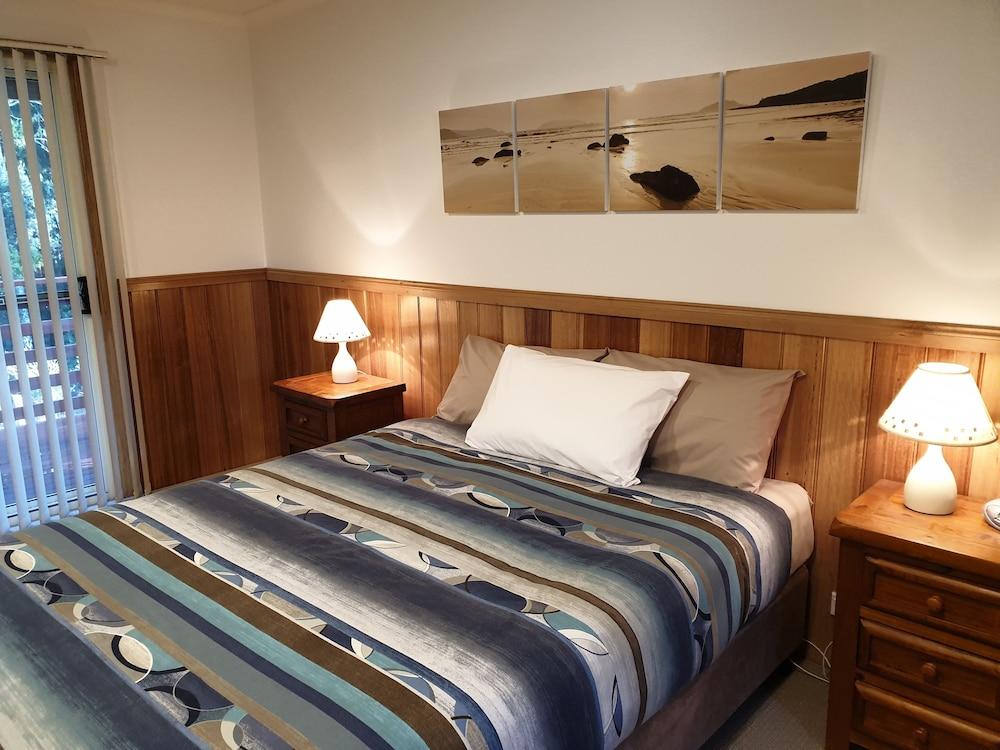 Driftwood Strahan Villas