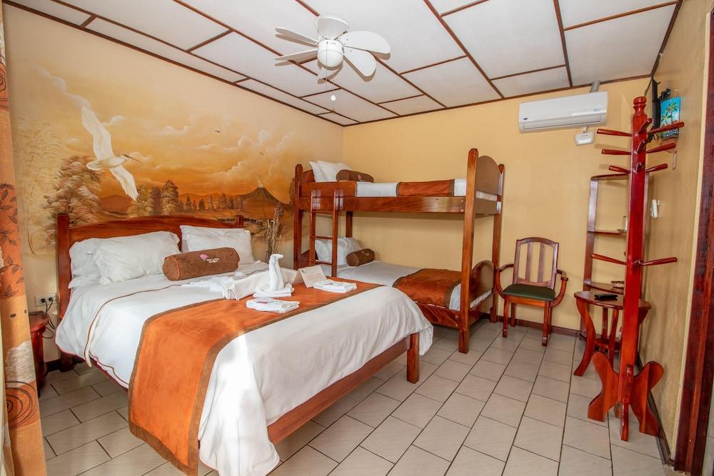 Hotel La Rosa de America