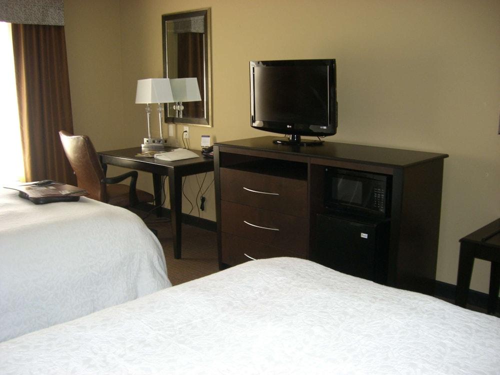 Hampton Inn & Suites Pueblo/North