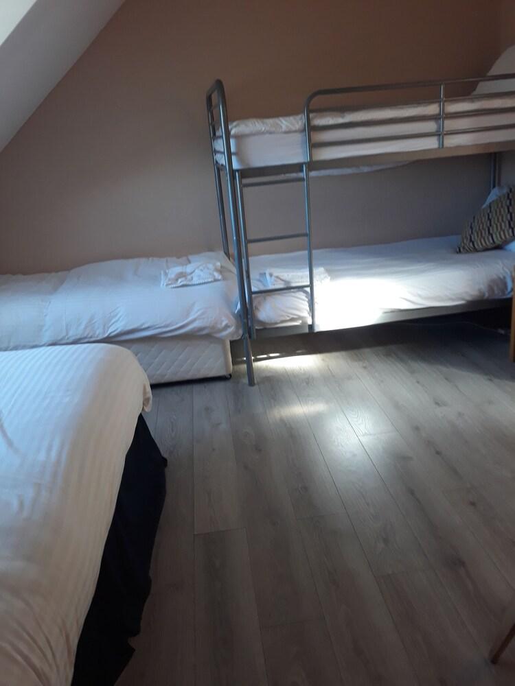 Connemara National Park Hostel