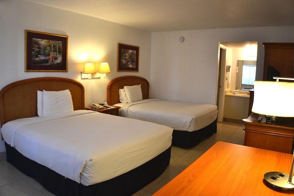 Rodeway Inn Clearwater - Central