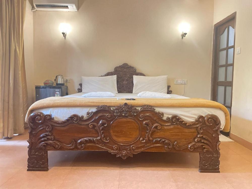 Villa Theresa Beach Resort