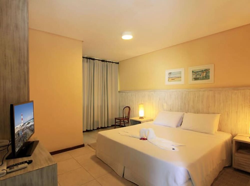 Farol de Itapuã Praia Hotel