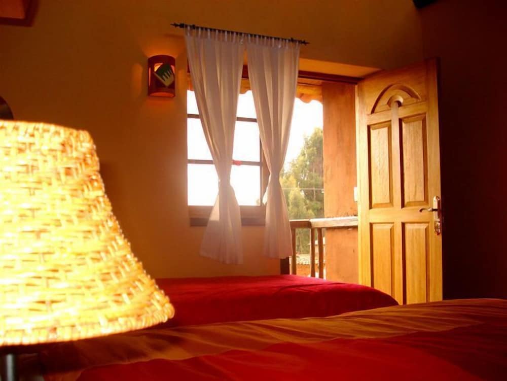 La Casa de Barro Lodge & Restaurant