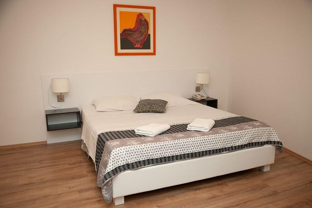 Hotel Casino Paquito