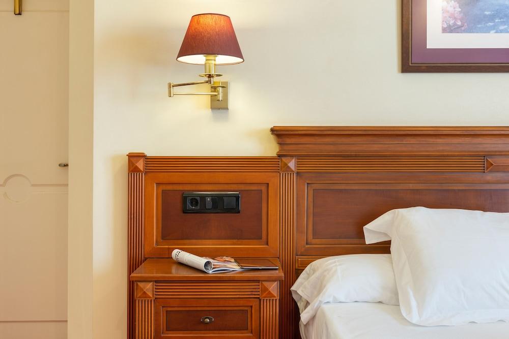 Hospedium Hotel Sky Blu Loiu