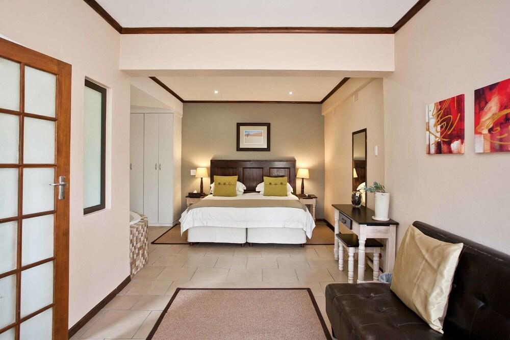 Boulders Lodge & Spa