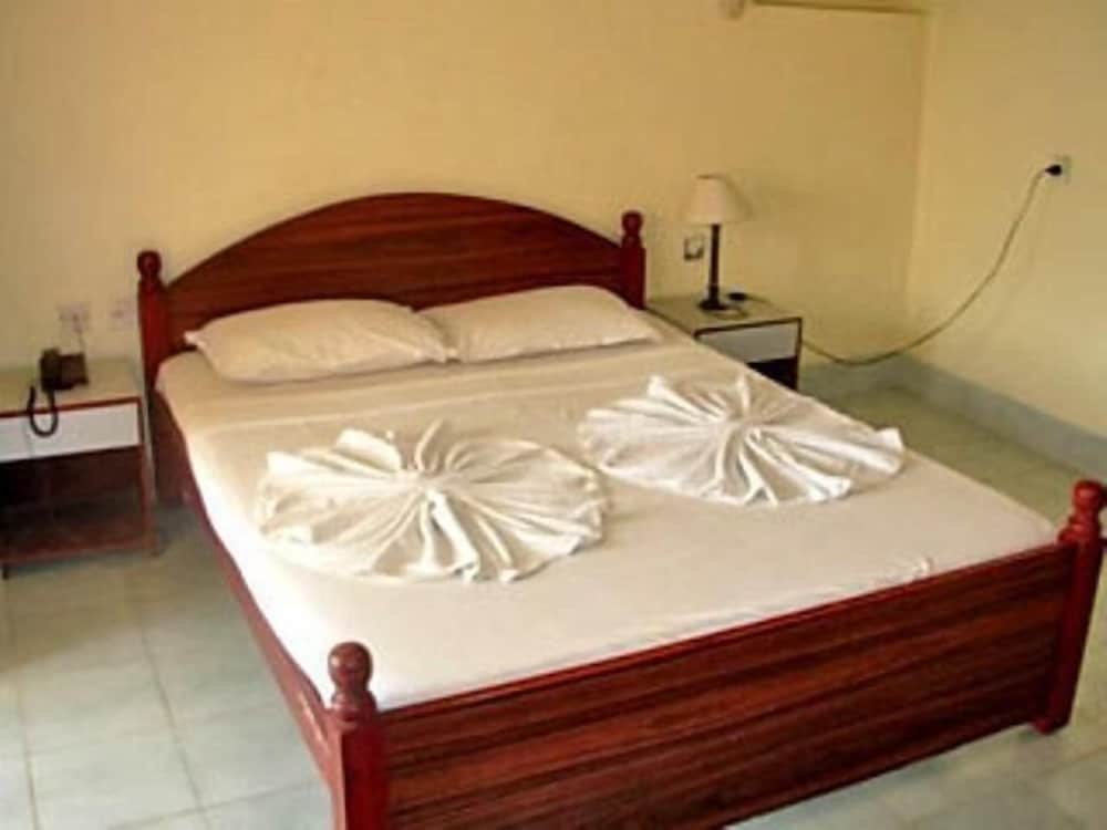 Colonia Jose Menino Resort