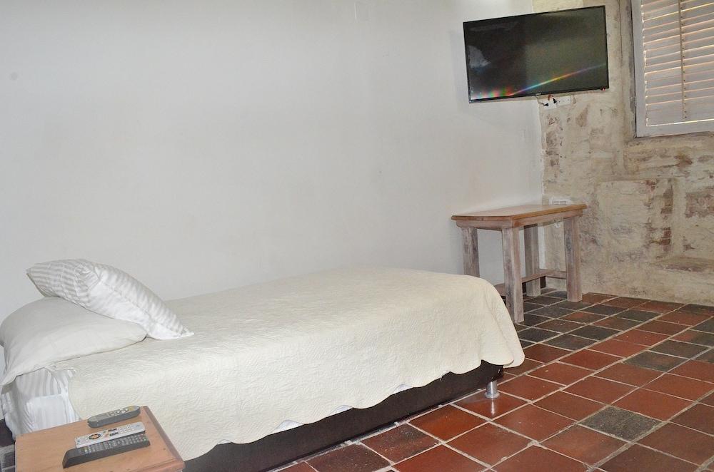 Hotel Puertas De Cartagena