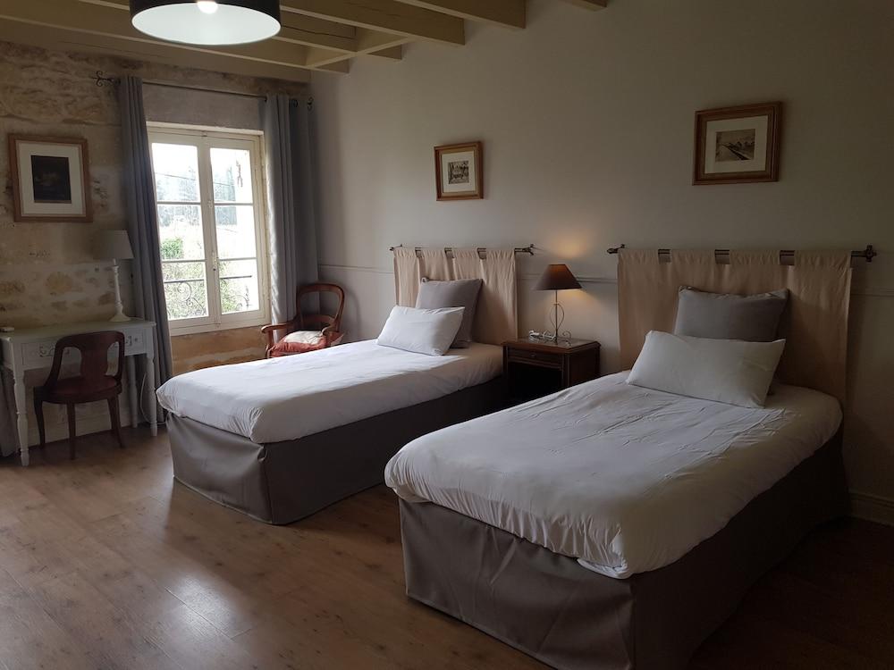 Château Fleur de Roques