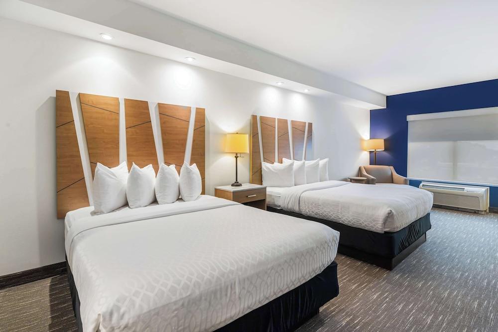 Best Western Plus Westgate Inn & Suites