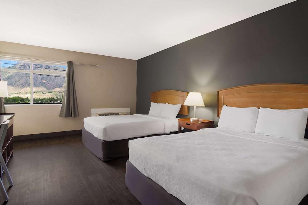 Canadas Best Value Inn & Suites Kamloops
