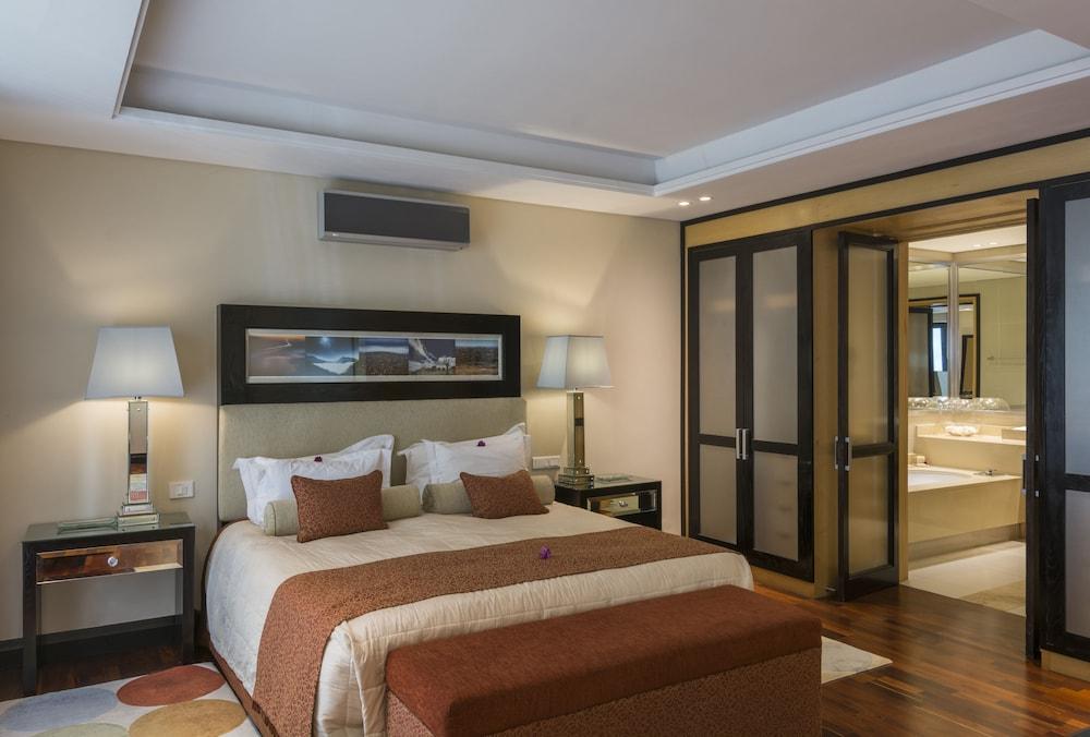 No5 Boutique Art Hotel by Mantis