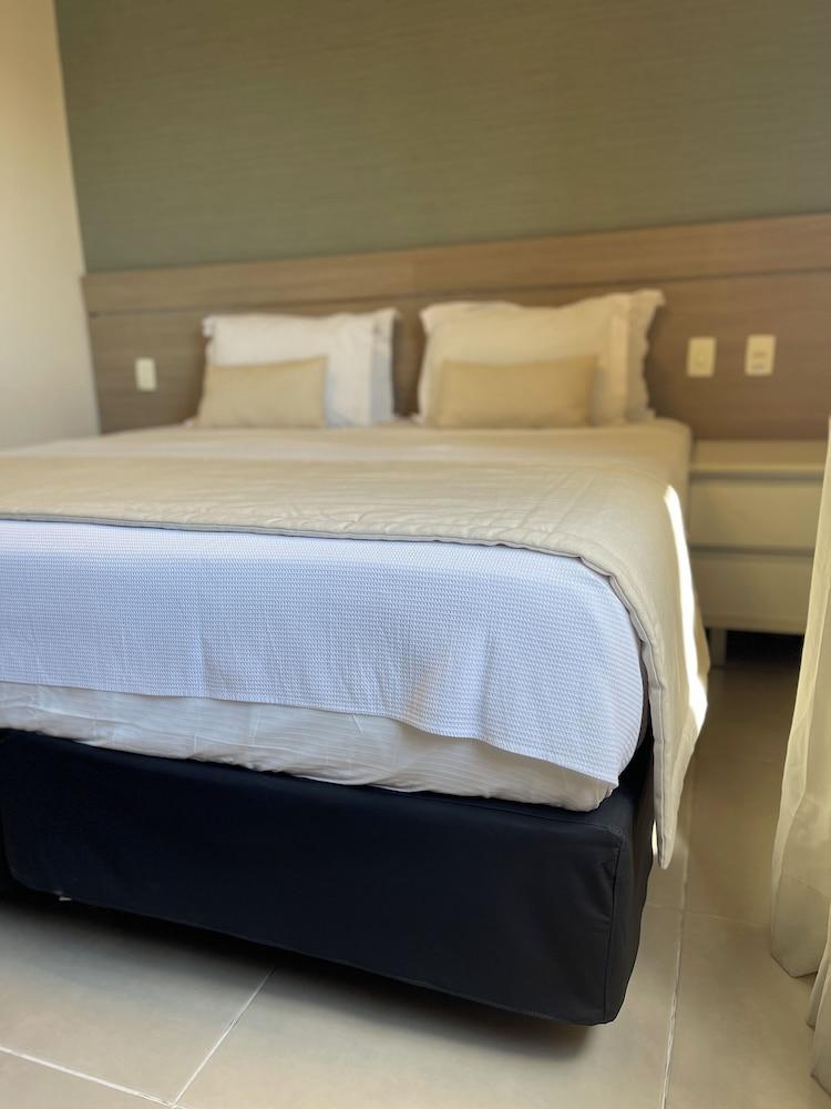 Hotel Adrianópolis All Suites