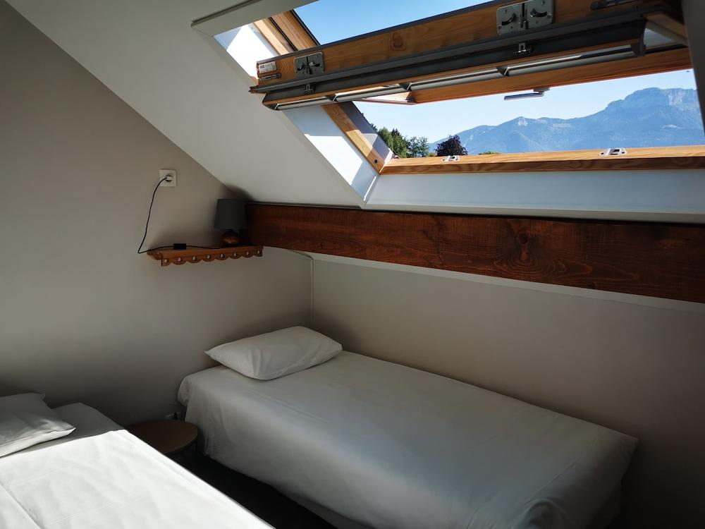 Logis Hôtel Annecy Nord / Argonay