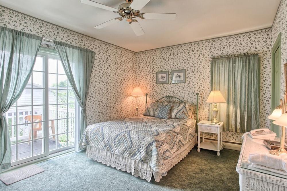 West Ridge Bed and Breakfast