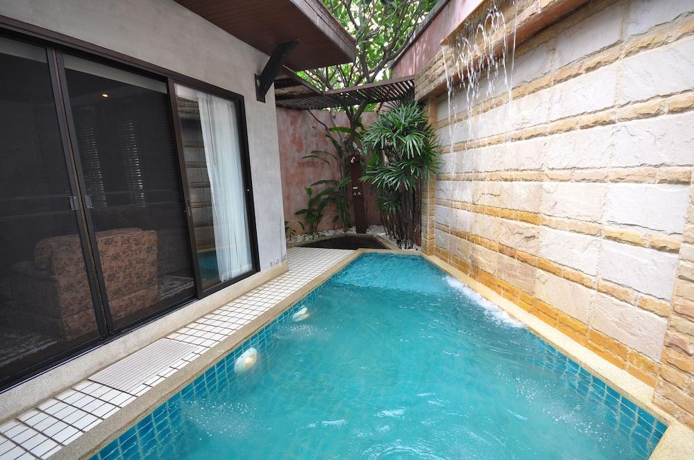 Siam Society Hotel & Resort