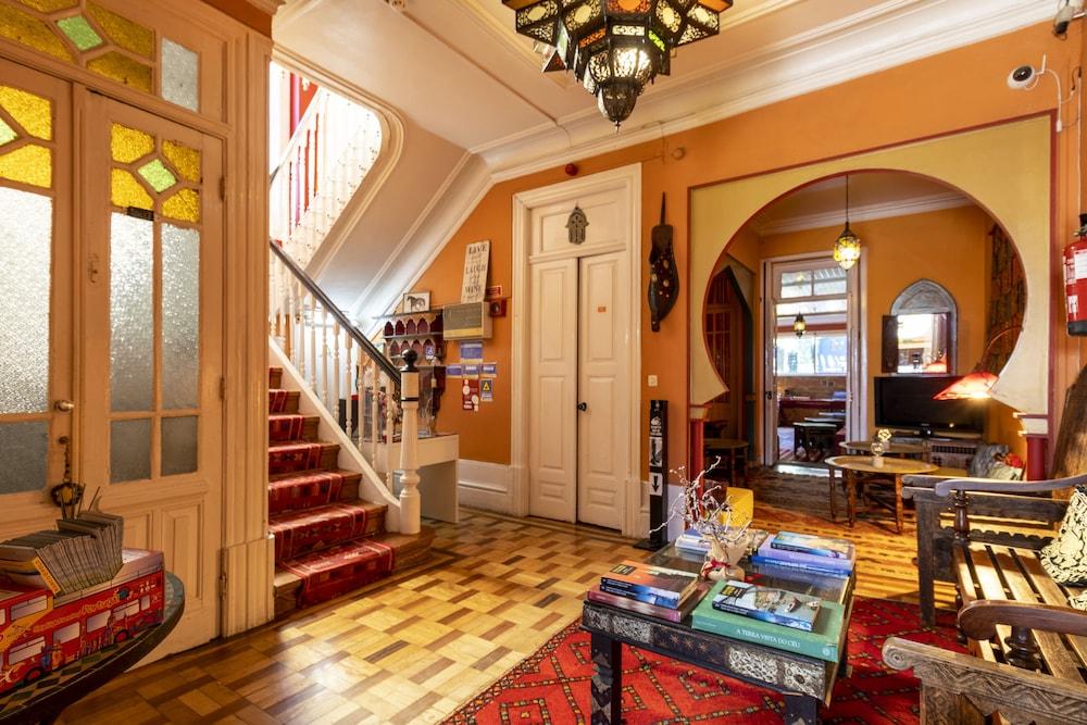 Porto Riad Guest House