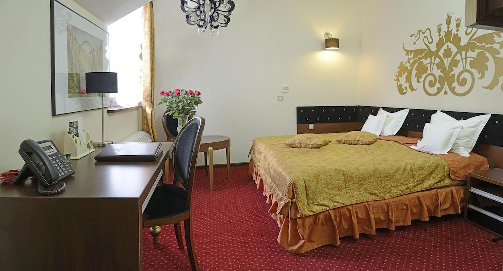 Dwór Kombornia Hotel & SPA