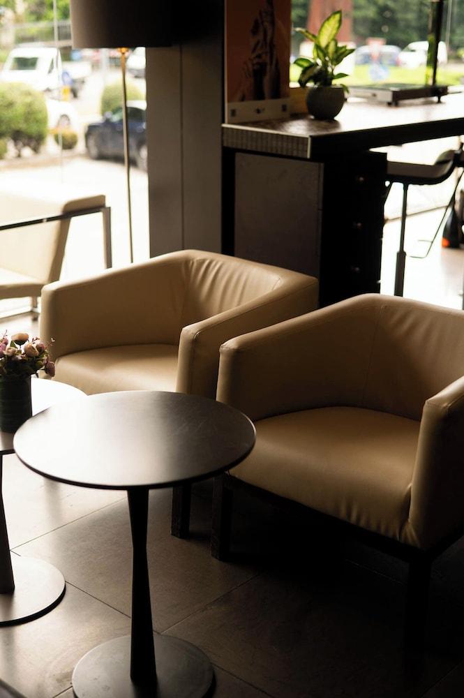 Axolute Comfort Hotel