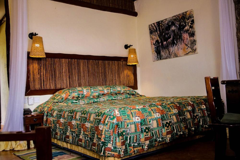 Kilaguni Serena Safari Lodge