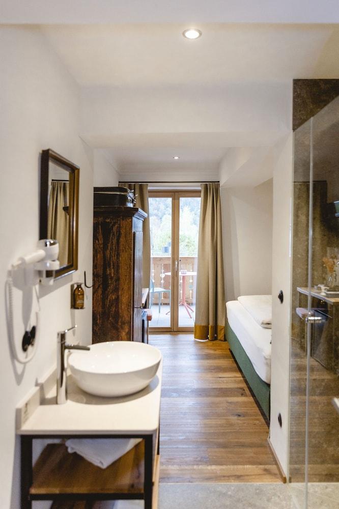 Berau Landhotel am See