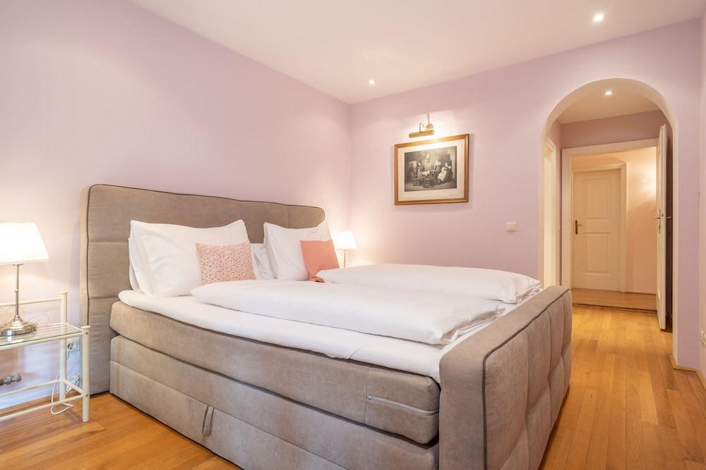 Der Schlosswirt zu Anif - Biedermeier-Hotel und Restaurant