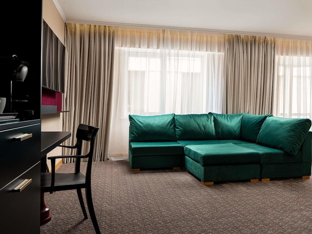 Mercure Chisinau Center Jazz Hotel