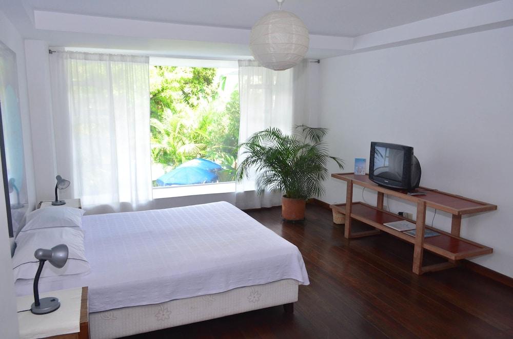 Jardin Azul - Casa Hotel