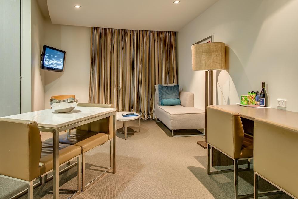 Mantra on Collins Hobart