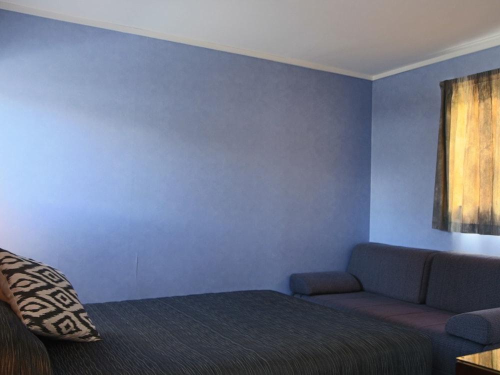 Tussock Grove Boutique Hotel