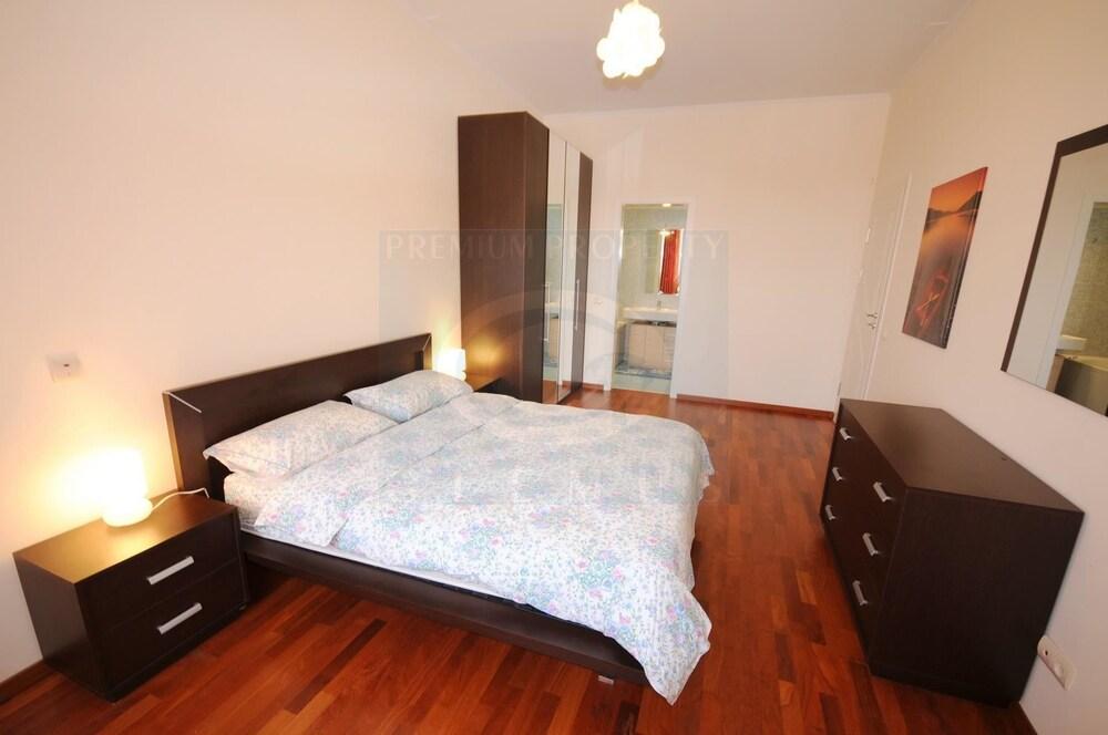 First Choice Apartments