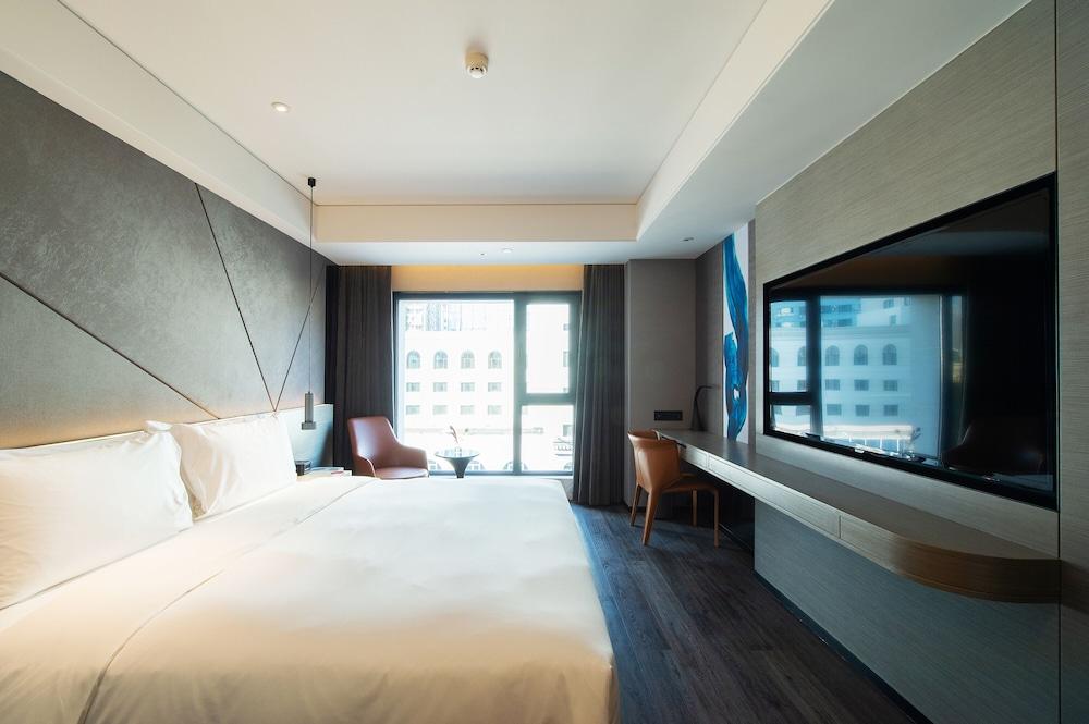 Mercure Harbin Central Street Sophia Church